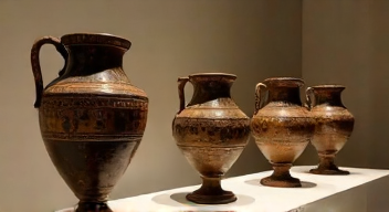 Die historische Dimension der Urnen (3/10)