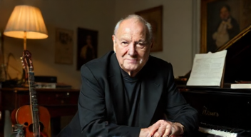 Die Rolle der Musik in der Satire (9/10)